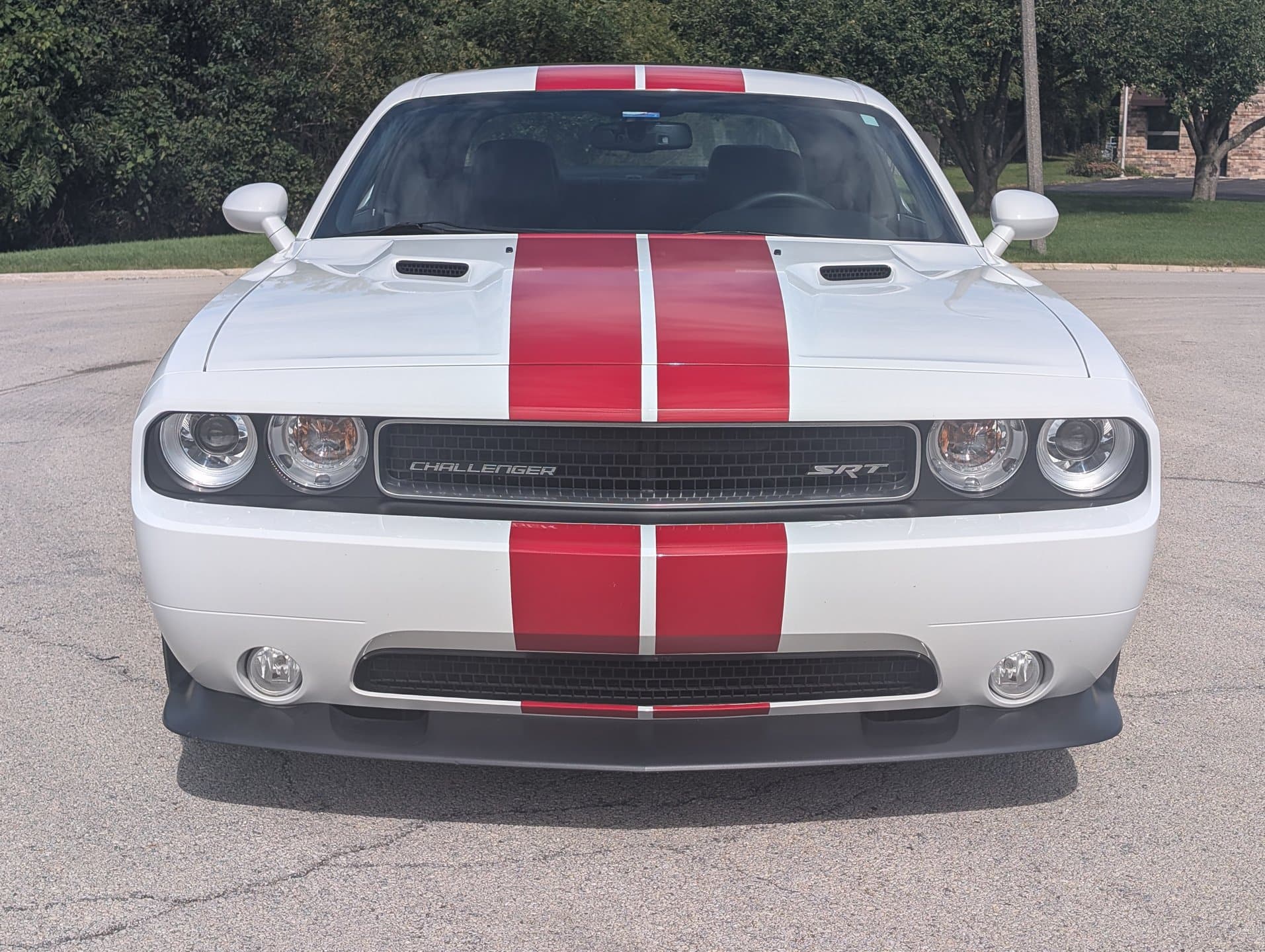 2013 Dodge Challenger SRT8 392 thumbnail 4