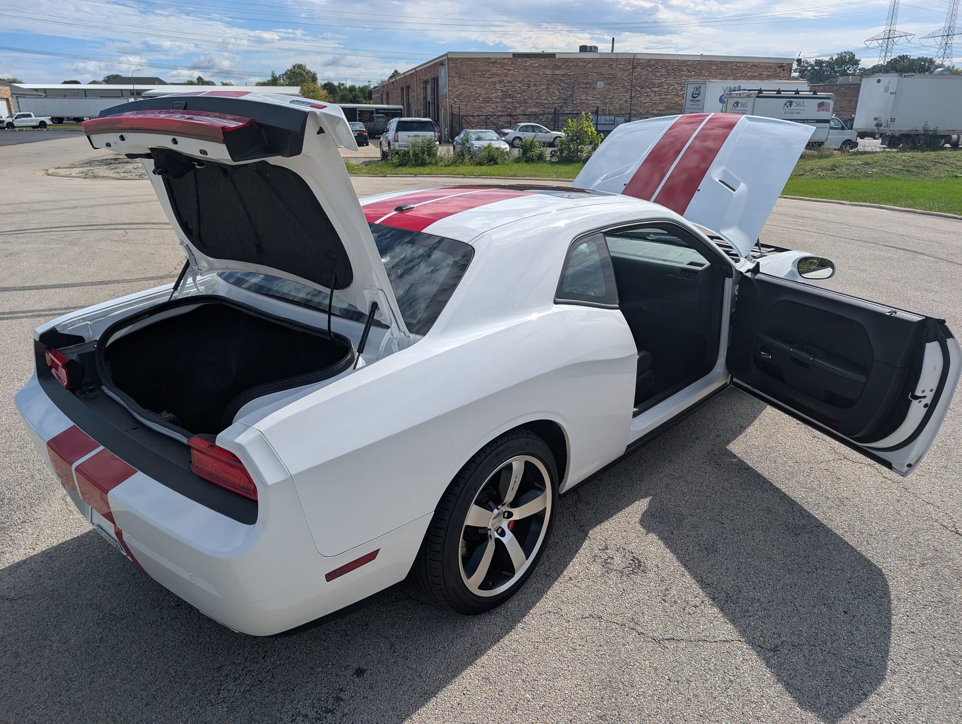 2013 Dodge Challenger SRT8 392 — photo 2