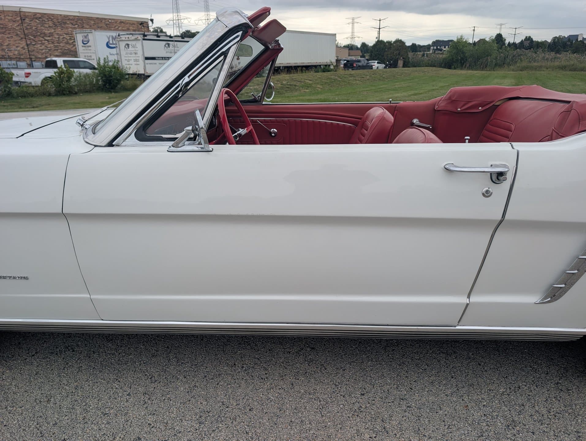 1965 Ford Mustang Convertible thumbnail 7