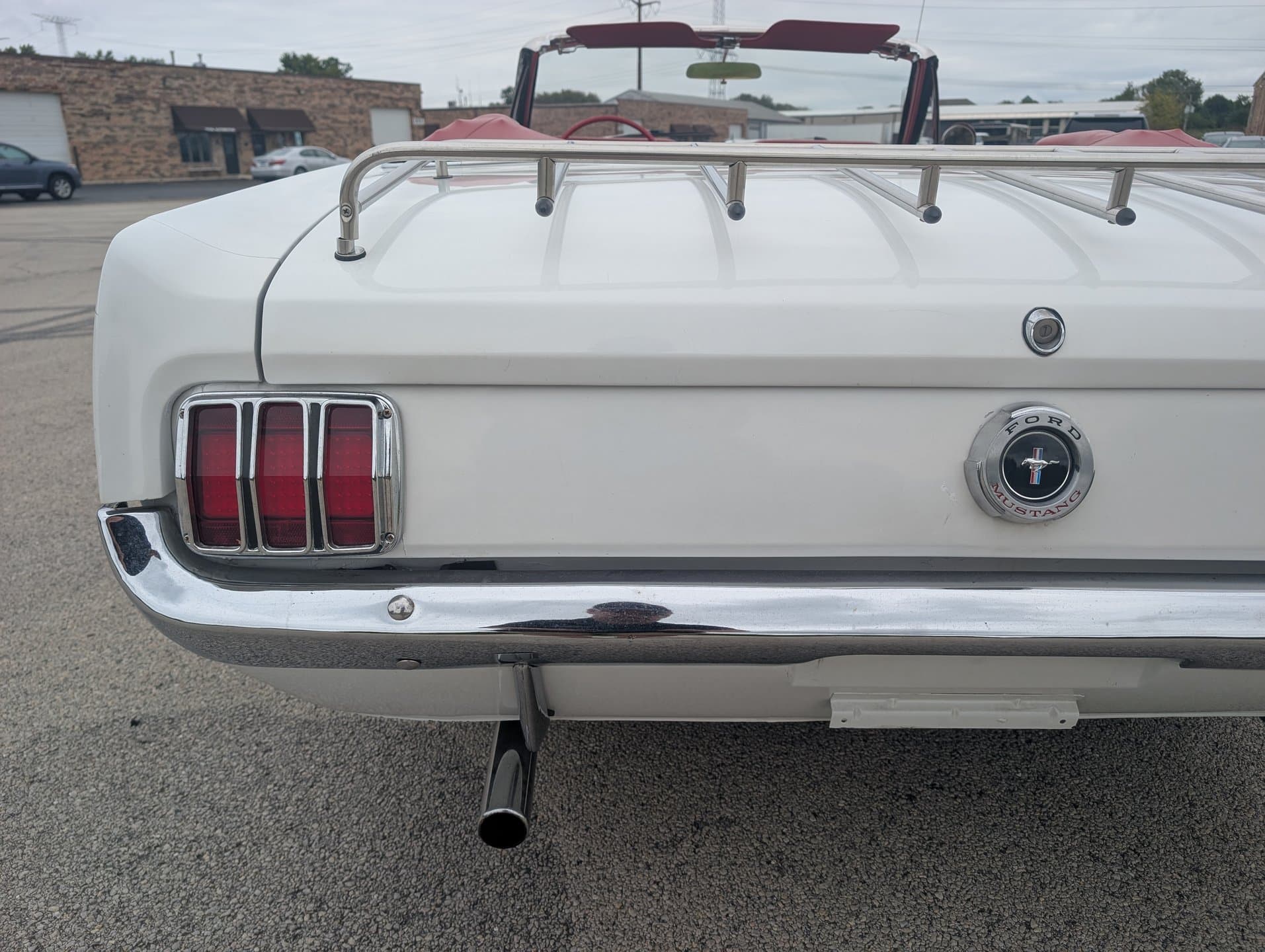 1965 Ford Mustang Convertible thumbnail 8