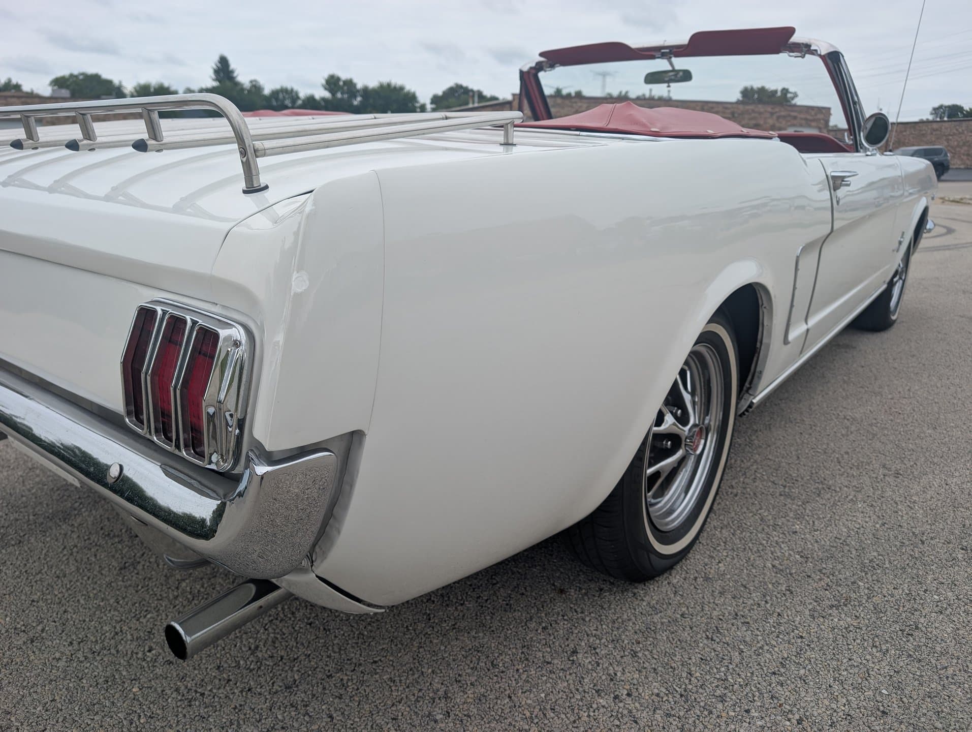 1965 Ford Mustang Convertible thumbnail 9