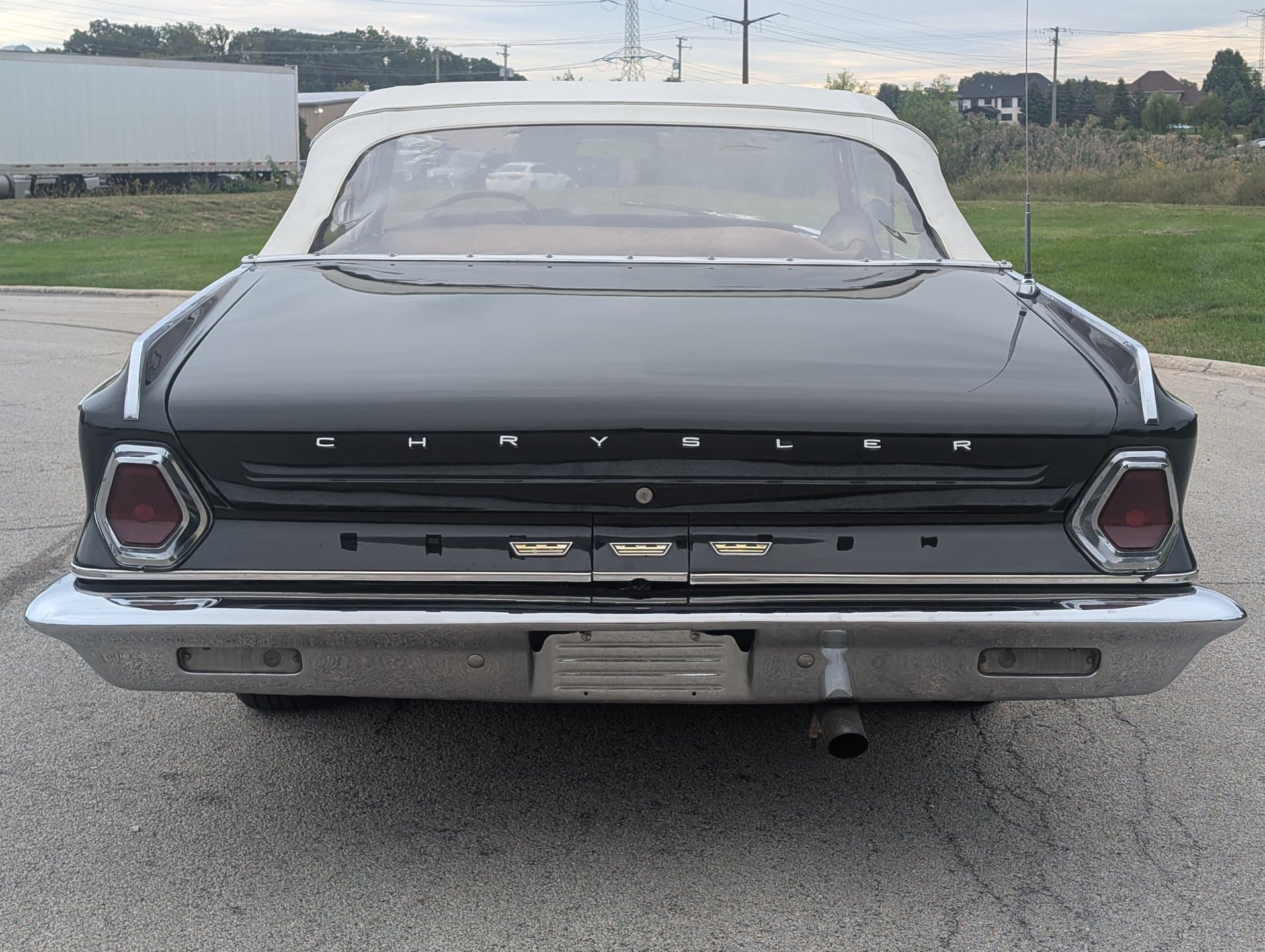 1964 Chrysler Newport Convertible thumbnail 5