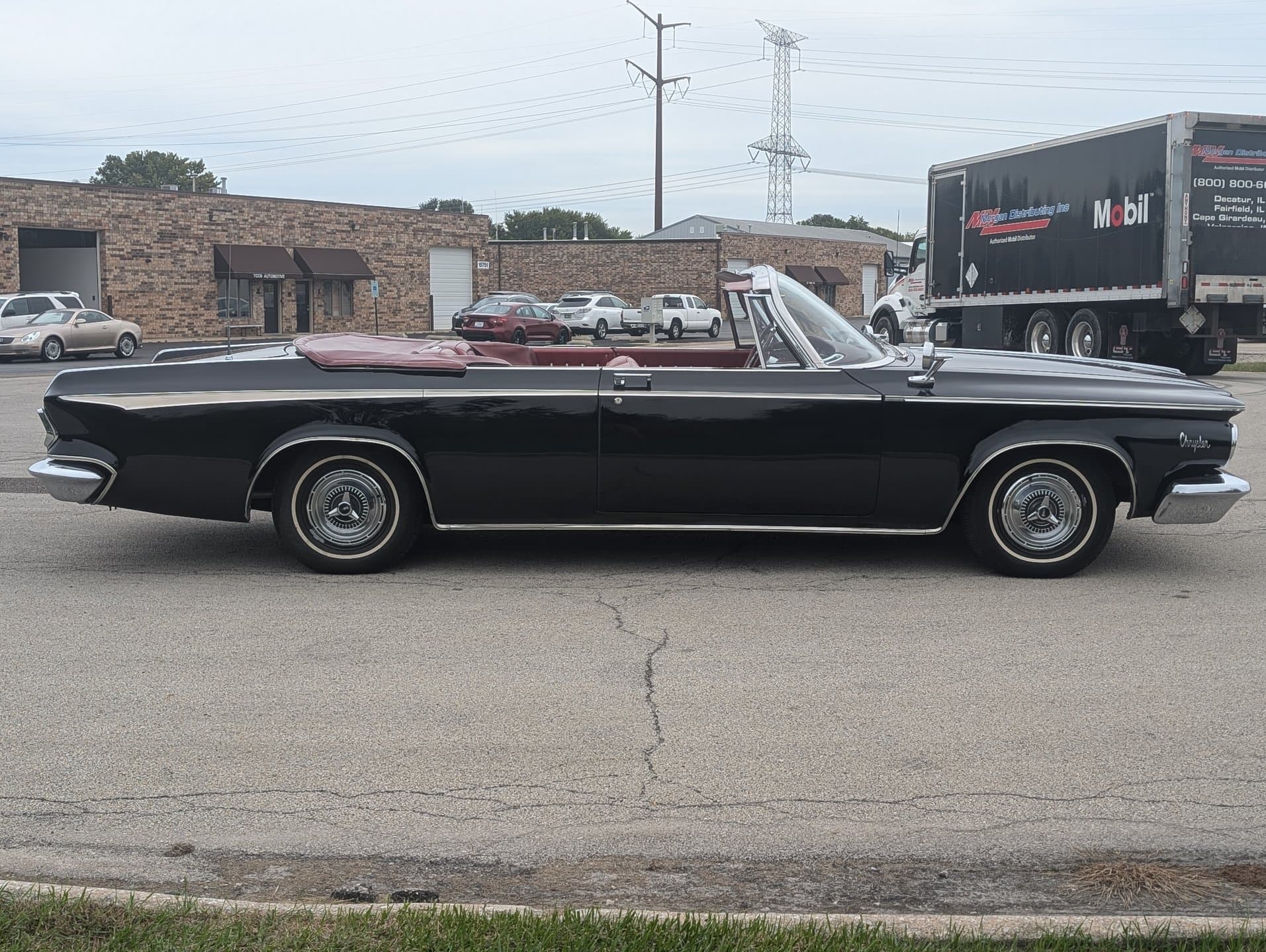 1964 Chrysler Newport Convertible thumbnail 7