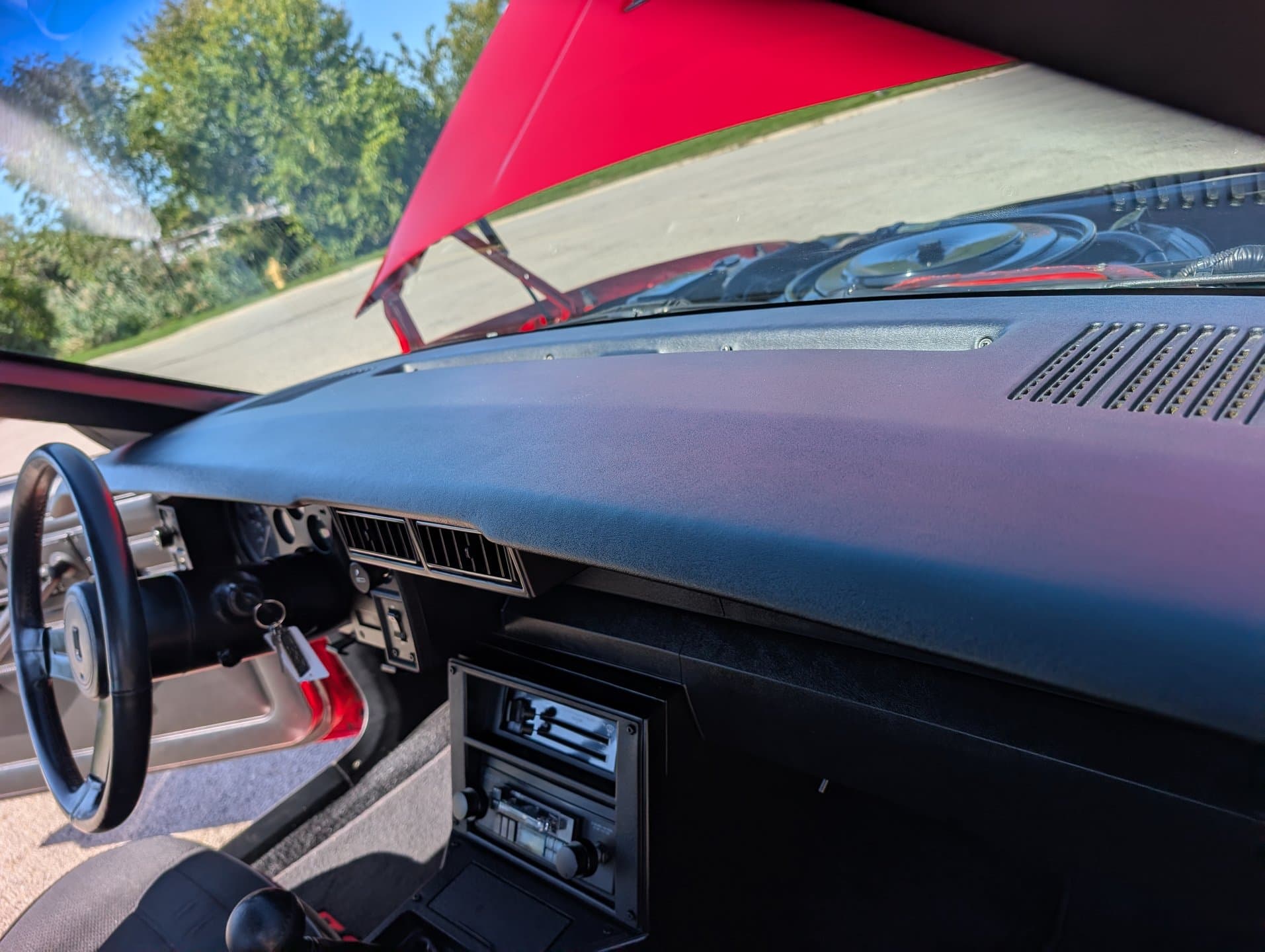 1986 Chevrolet Camaro IROC-Z thumbnail 18