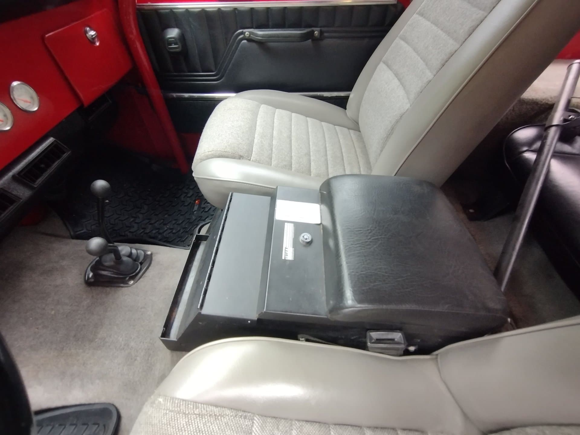 1984 Jeep CJ7 4x4 thumbnail 9