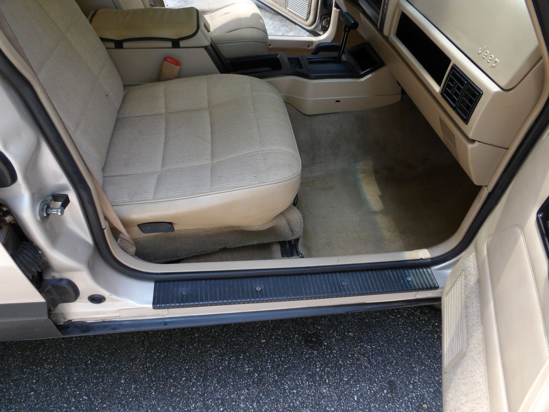1996 Jeep Cherokee 4x4 thumbnail 26
