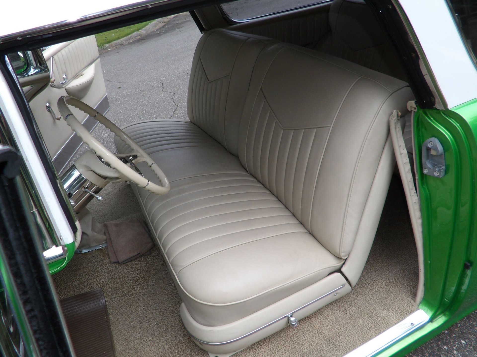 1955 Chevrolet Nomad Restomod thumbnail 3