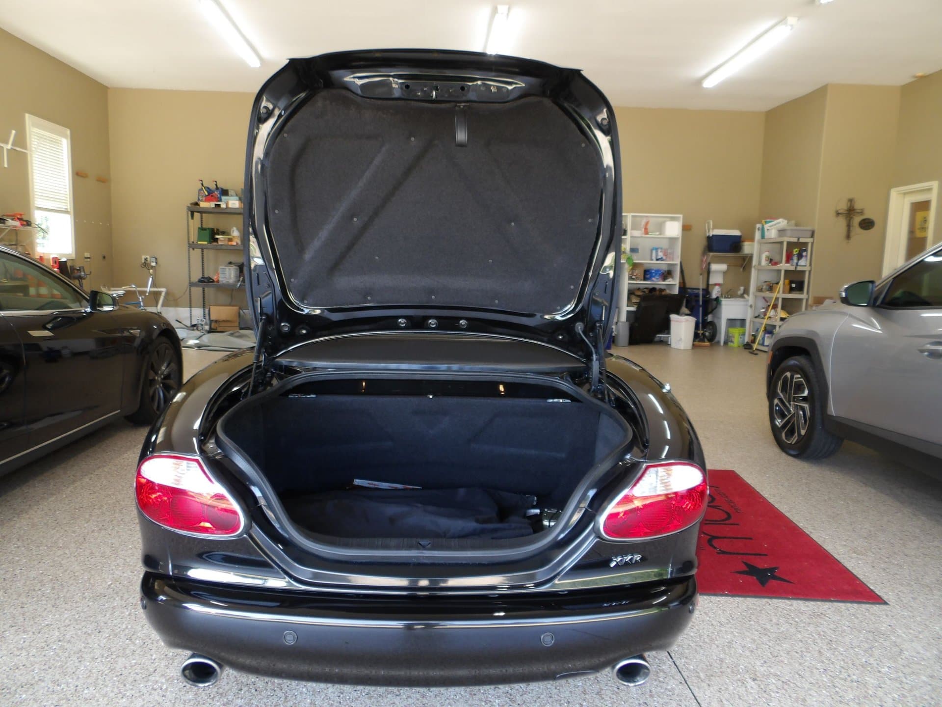 2001 Jaguar XKR thumbnail 5