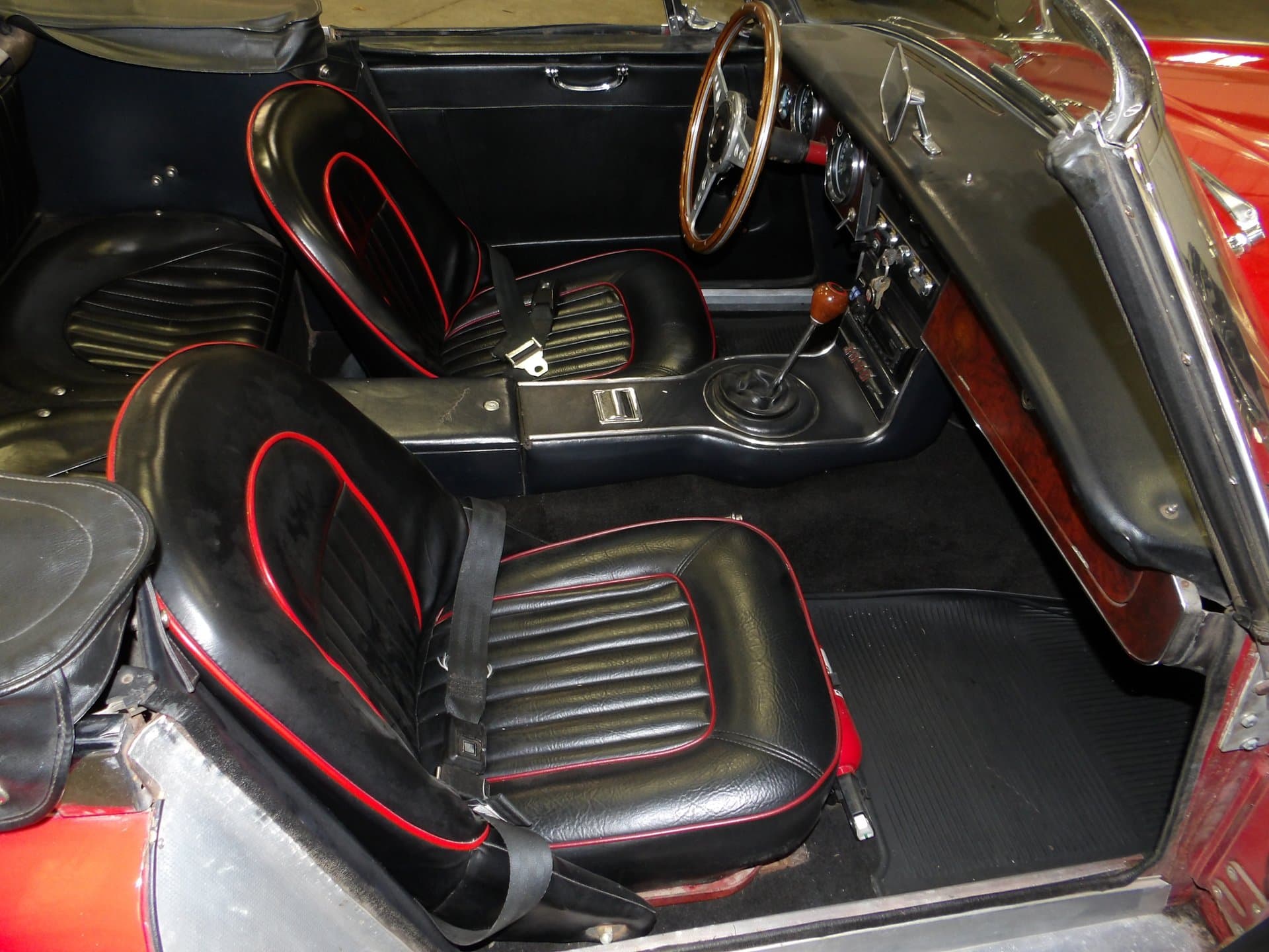 1963 Austin-Healey 3000 MKIII thumbnail 23