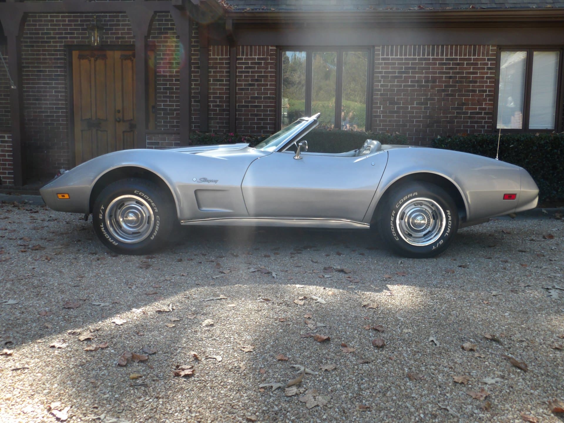 1975 Chevrolet Corvette Convertible thumbnail 4