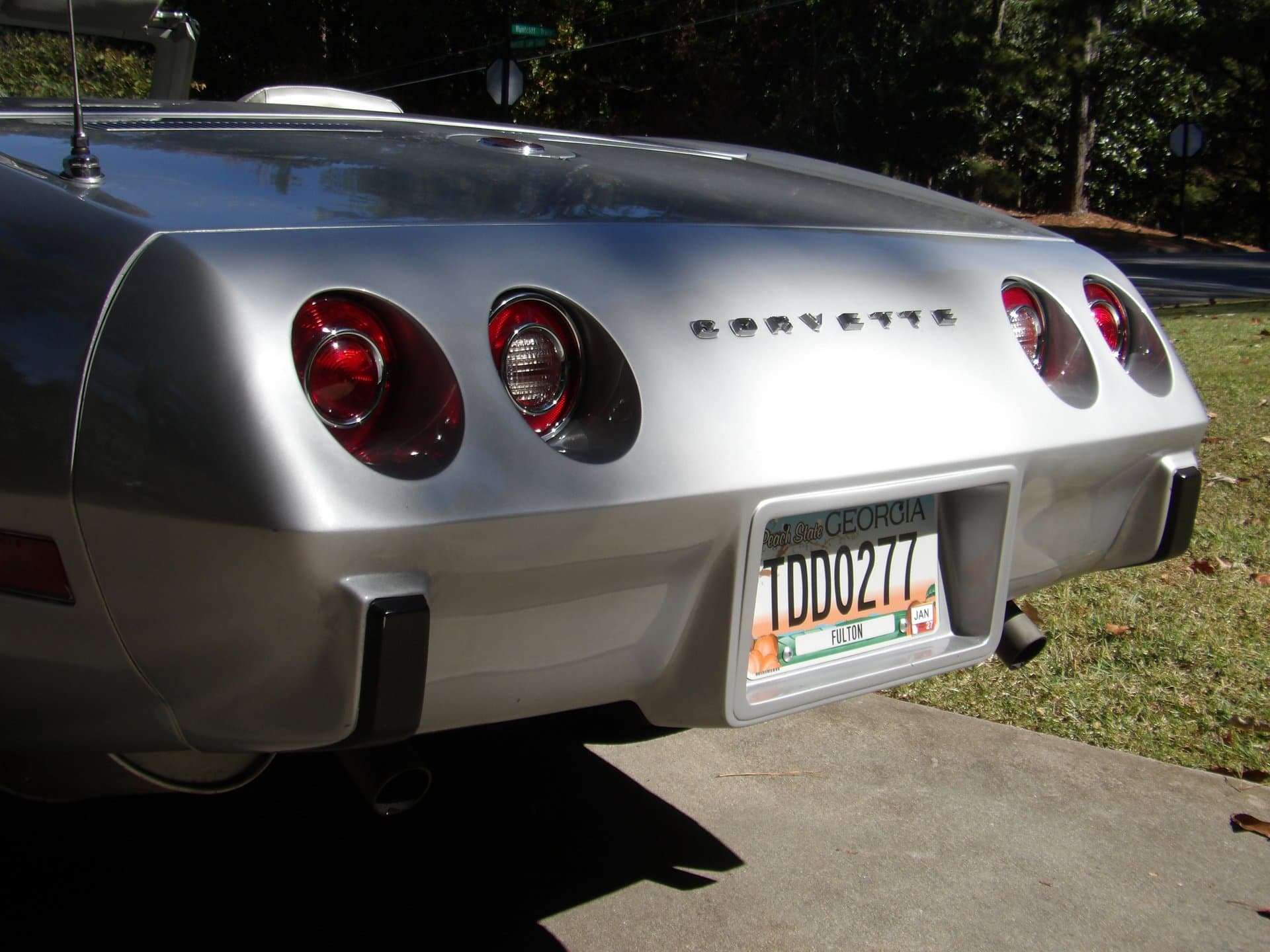 1975 Chevrolet Corvette Convertible thumbnail 10