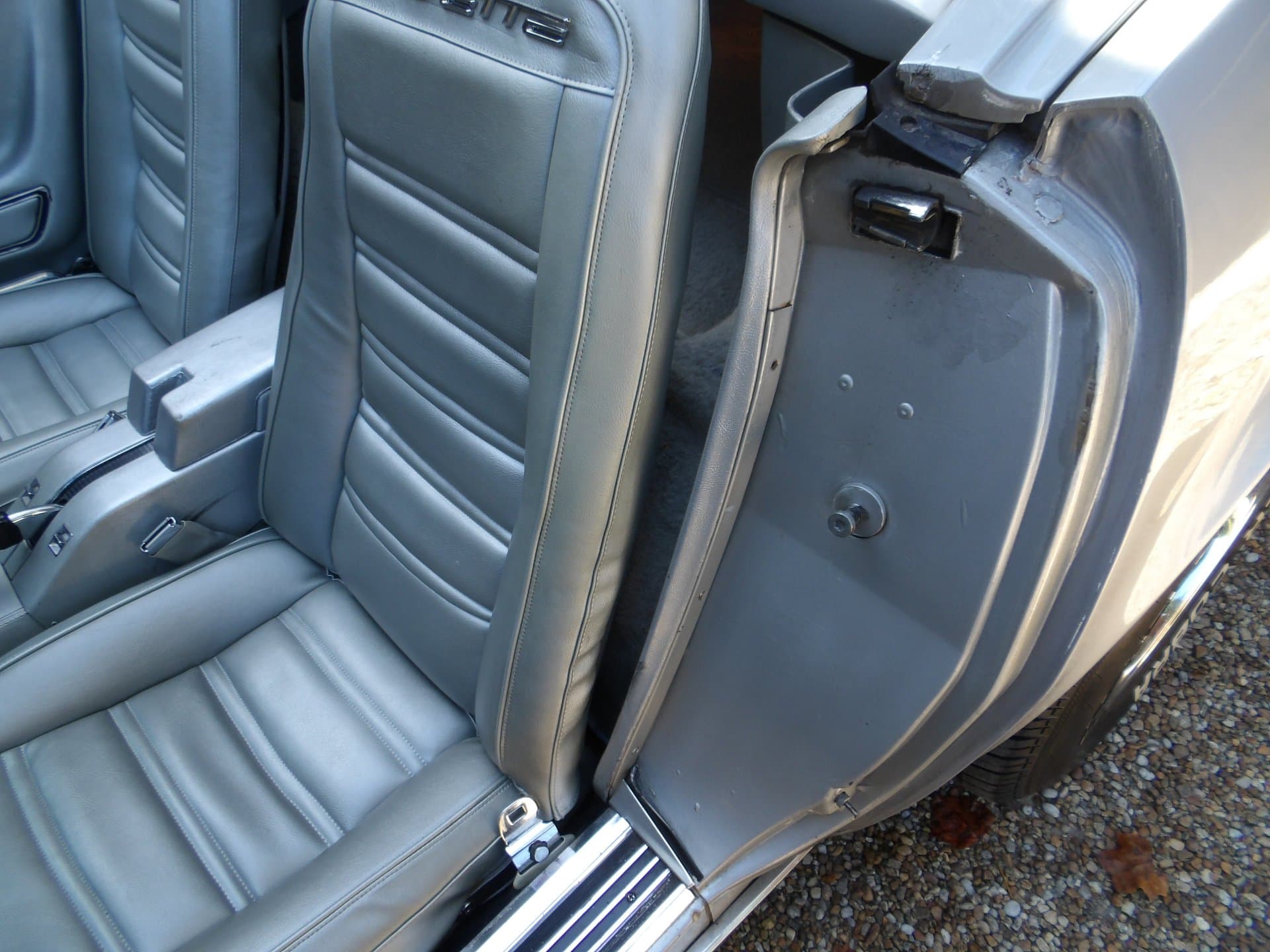1975 Chevrolet Corvette Convertible thumbnail 20