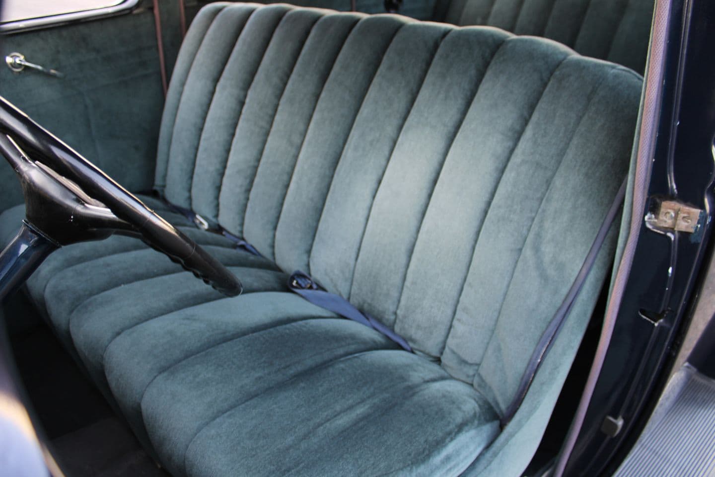 1935 Ford Sedan thumbnail 14