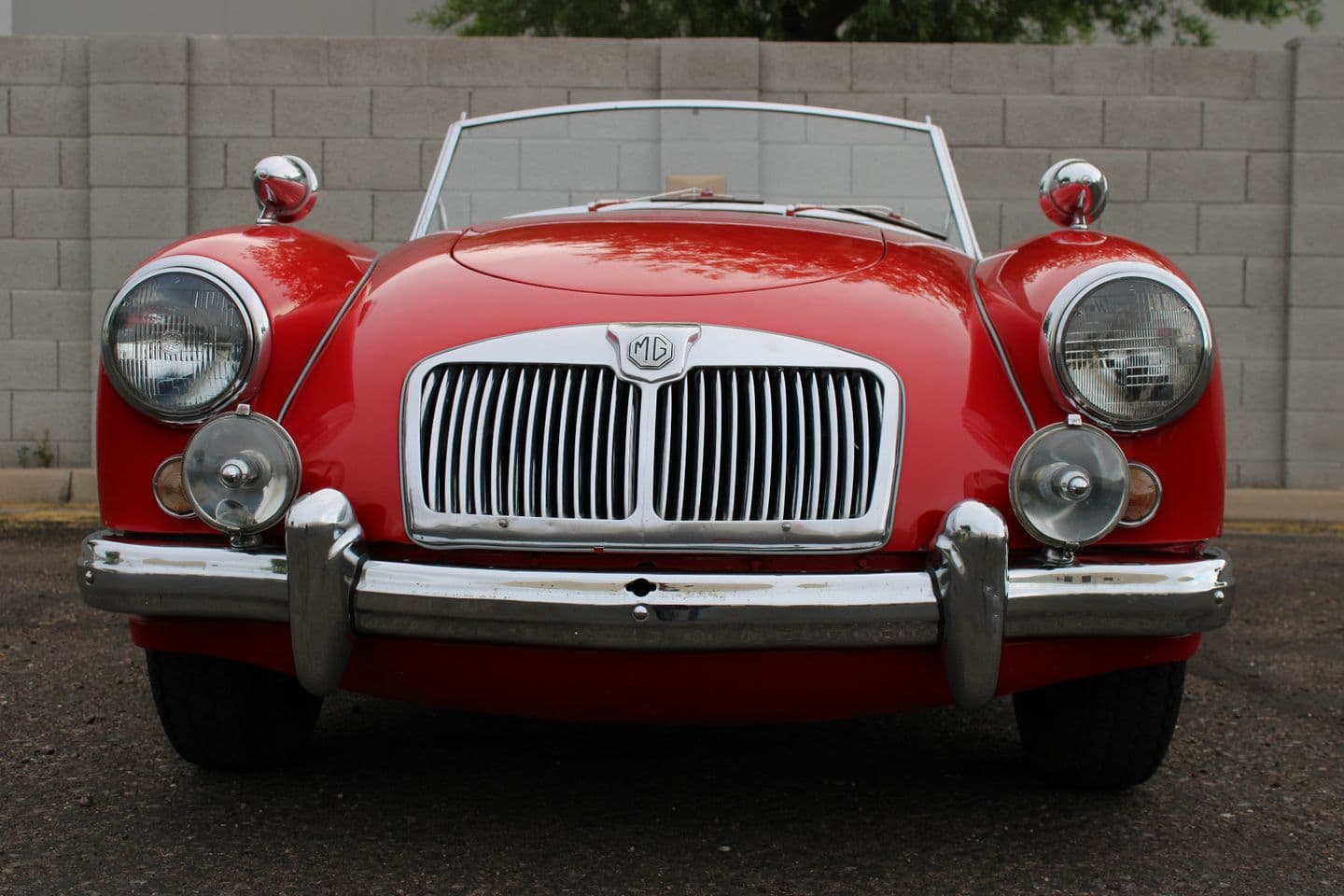1956 MG Roadster thumbnail 9