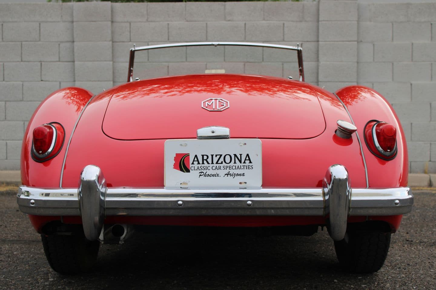 1956 MG Roadster thumbnail 11