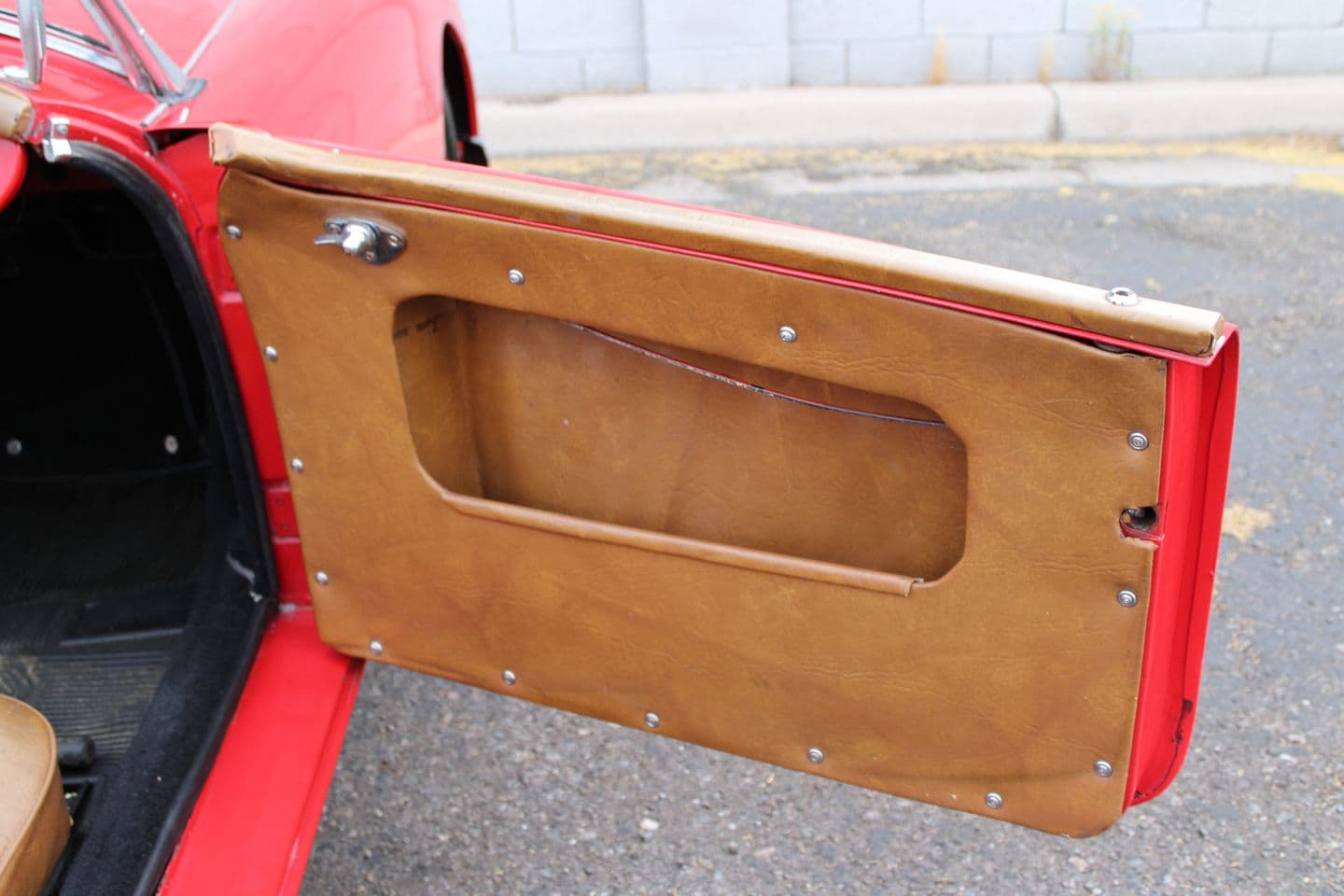 1956 MG Roadster thumbnail 19
