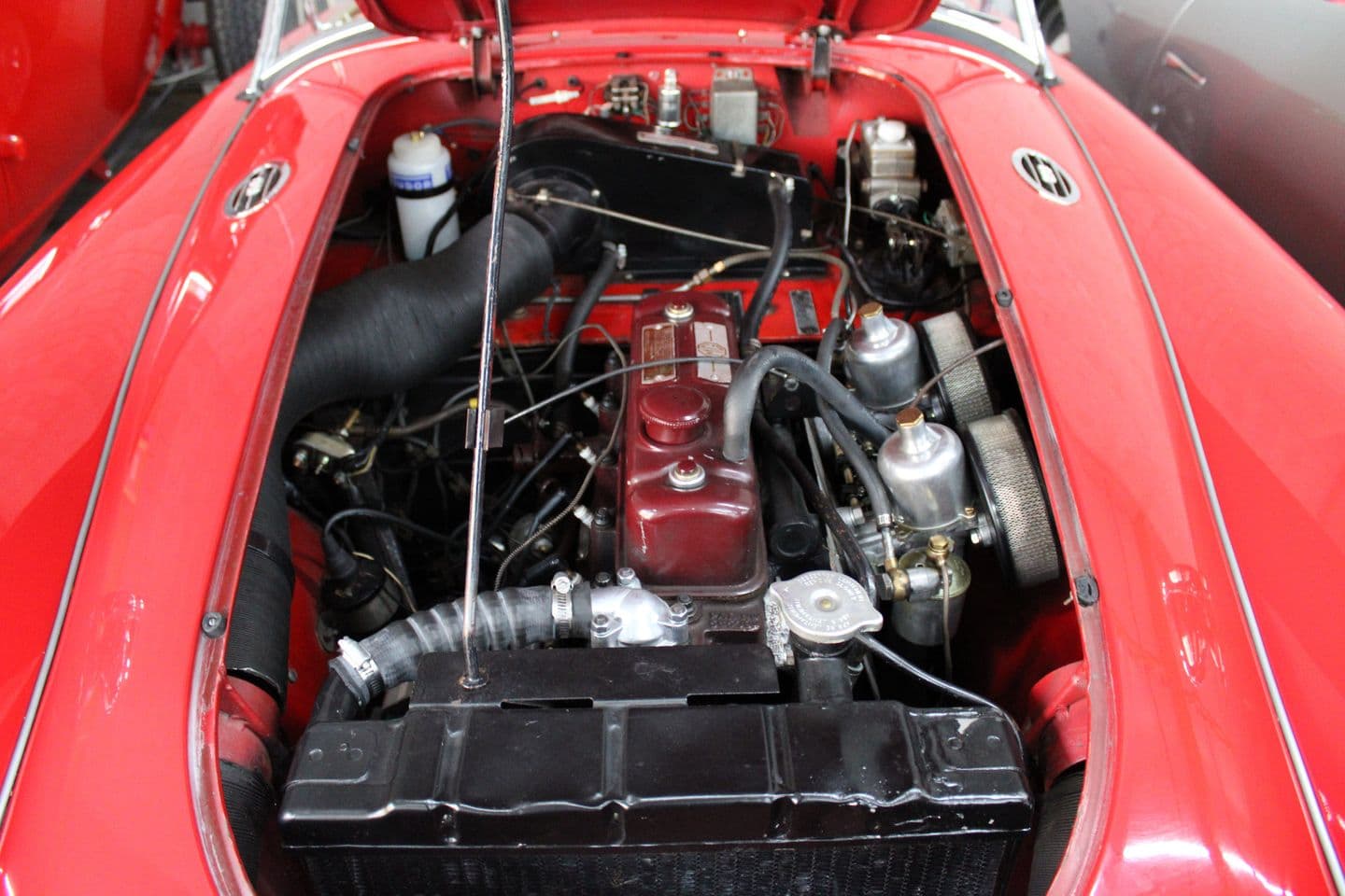 1956 MG Roadster thumbnail 23