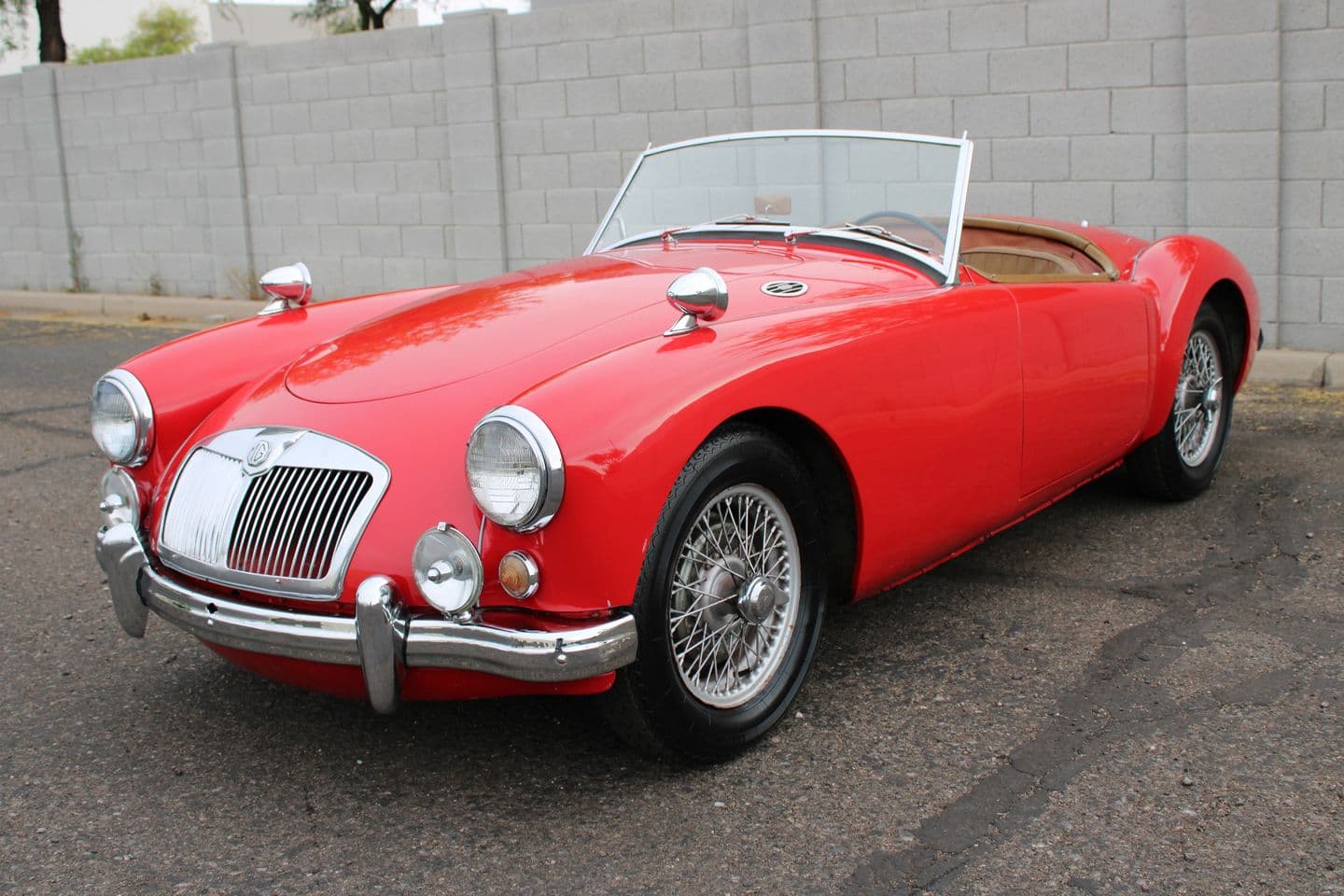 1956 MG Roadster thumbnail 8