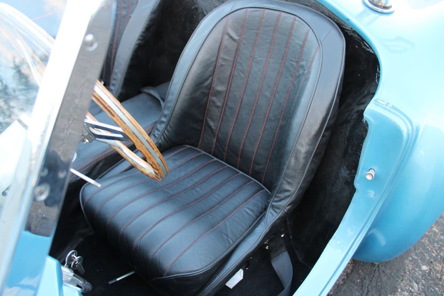 1965 Ford Cobra Replica thumbnail 17