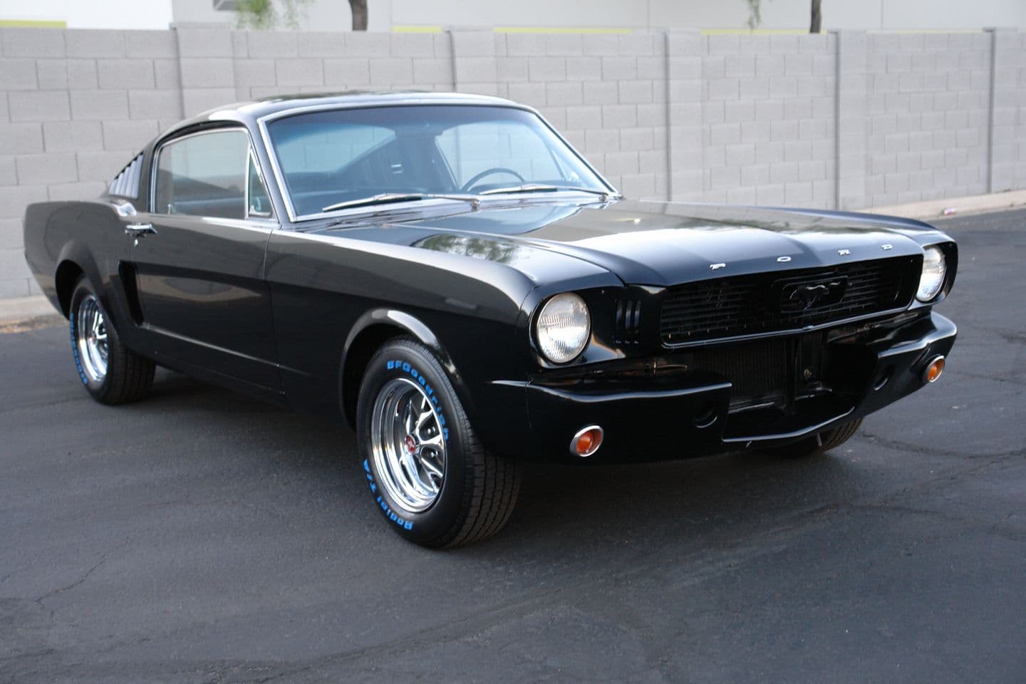 1965 Ford Mustang Fastback thumbnail 7