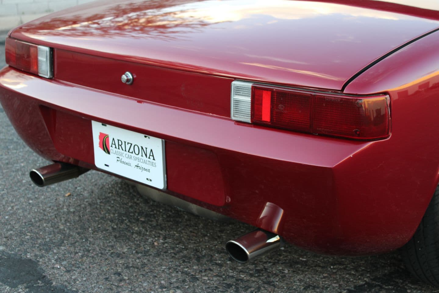 1975 Porsche 944 thumbnail 3