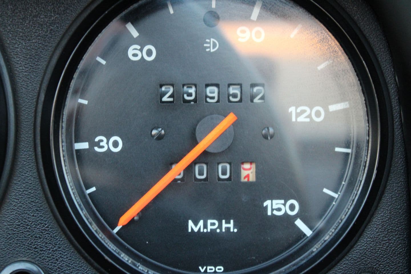 1975 Porsche 944 thumbnail 15