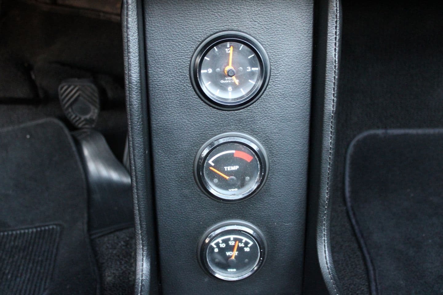 1975 Porsche 944 thumbnail 17