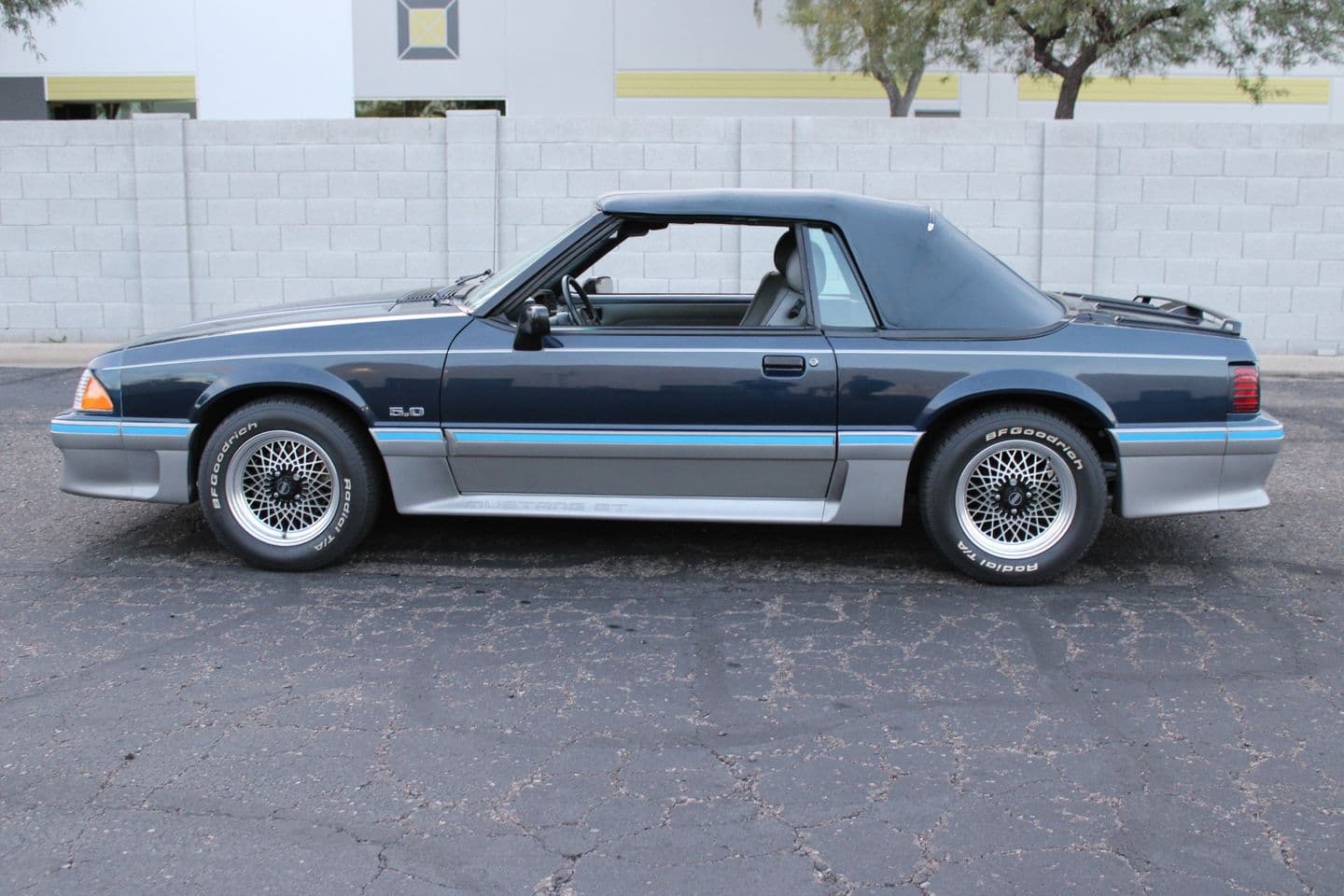 1988 Ford Mustang GT ONLY 7k Miles ! thumbnail 3