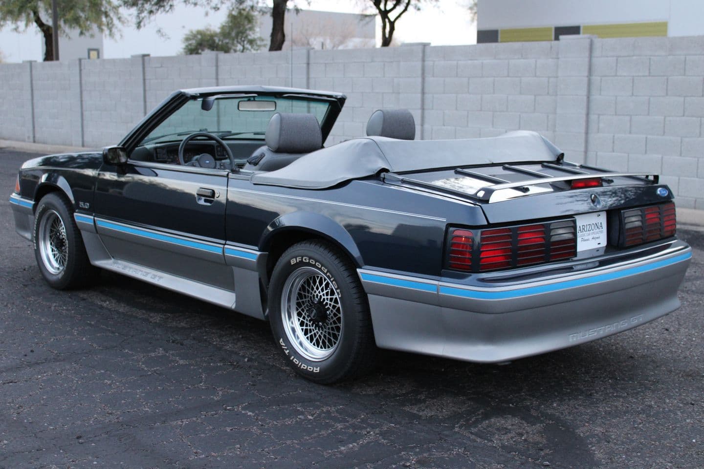 1988 Ford Mustang GT ONLY 7k Miles ! thumbnail 4