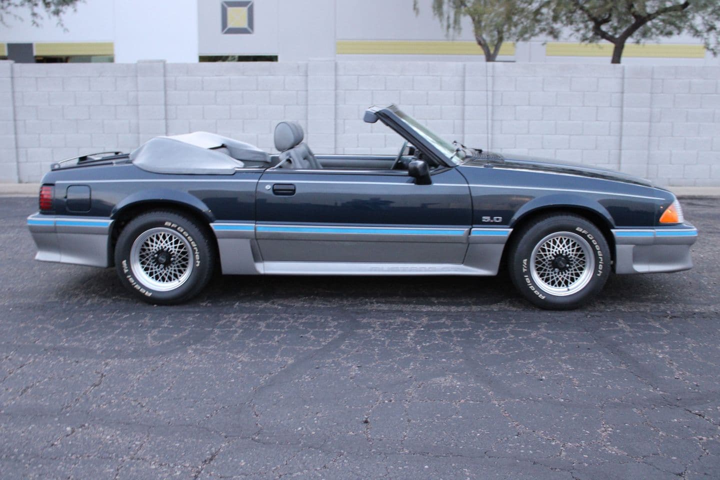 1988 Ford Mustang GT ONLY 7k Miles ! thumbnail 6
