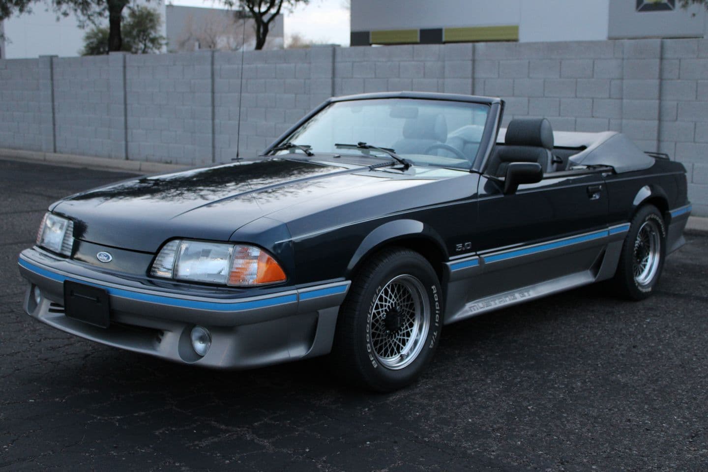 1988 Ford Mustang GT ONLY 7k Miles ! thumbnail 8