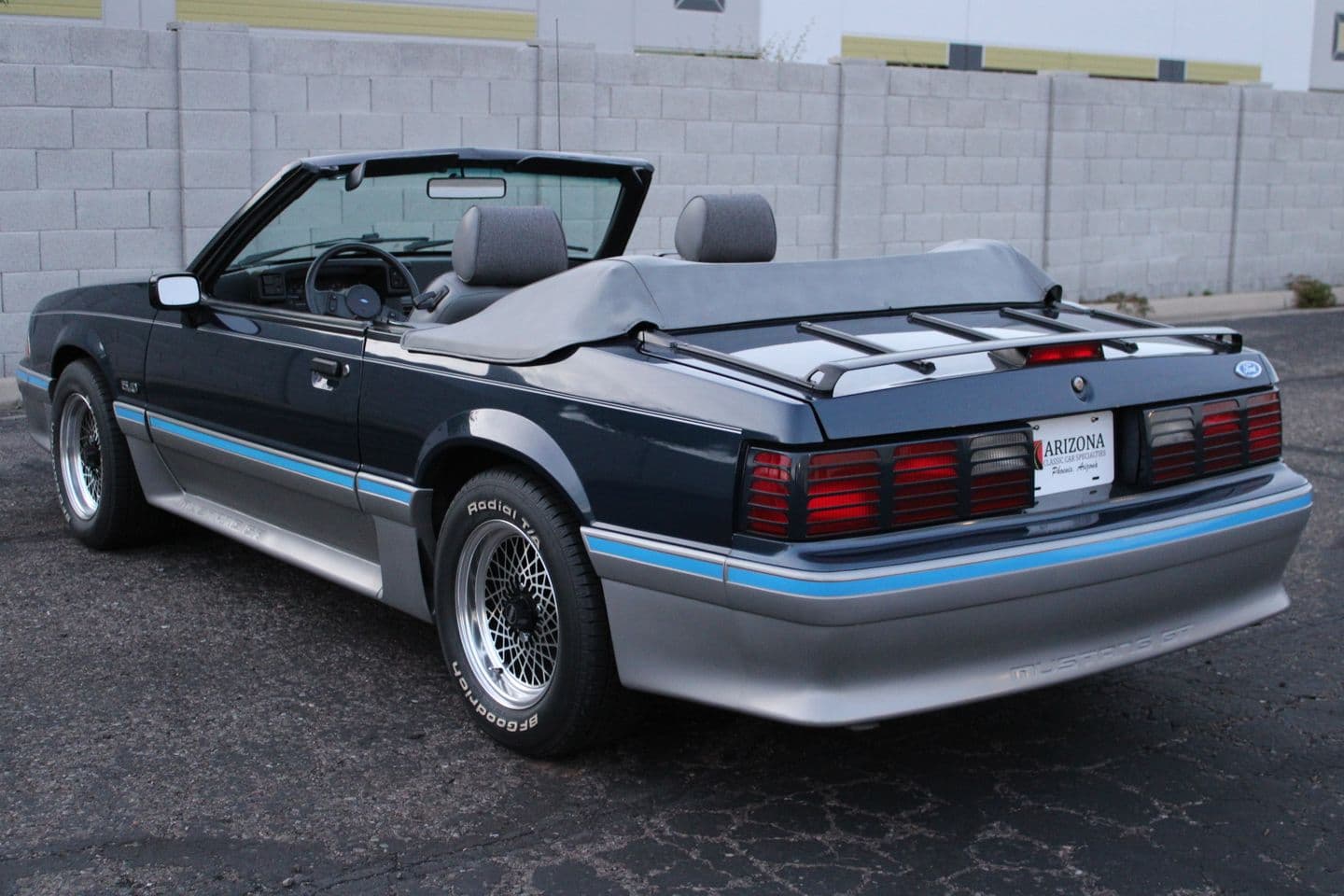 1988 Ford Mustang GT ONLY 7k Miles ! thumbnail 11