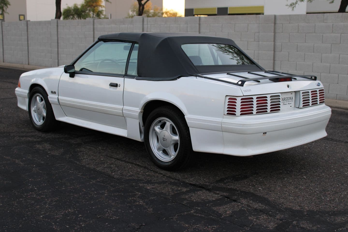 1991 Ford Mustang GT thumbnail 4