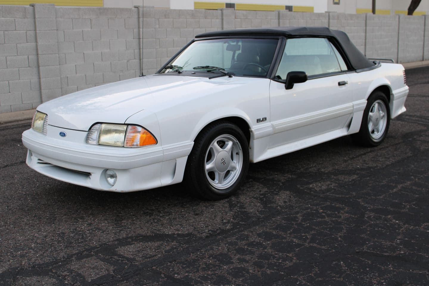 1991 Ford Mustang GT thumbnail 5