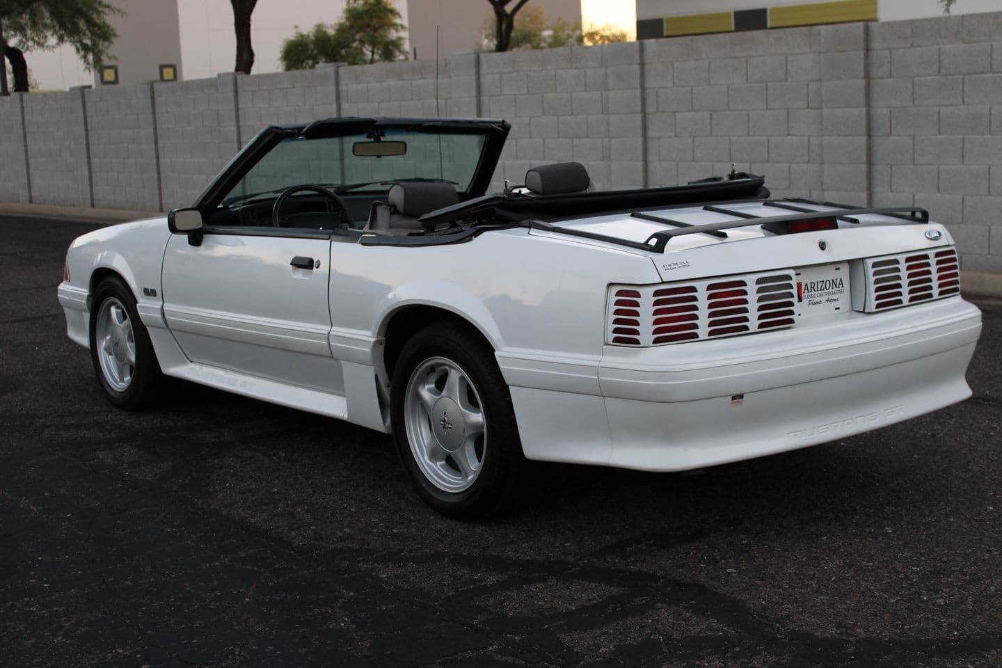 1991 Ford Mustang GT thumbnail 6