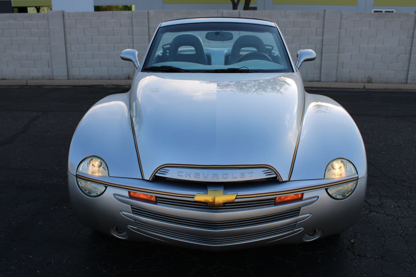 2004 Chevrolet SSR LS thumbnail 6