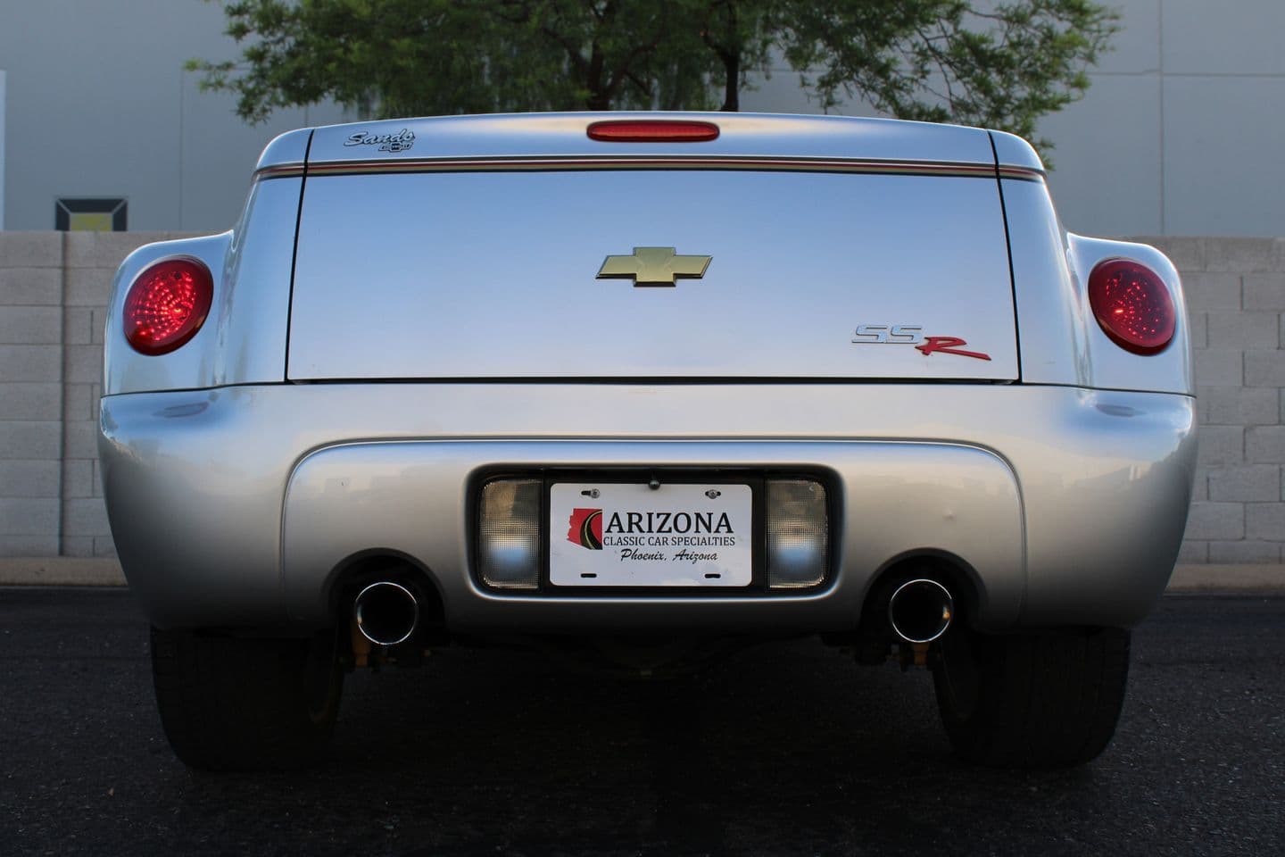 2004 Chevrolet SSR LS thumbnail 8