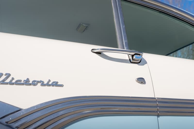1956 Ford Fairlane Victoria thumbnail 8
