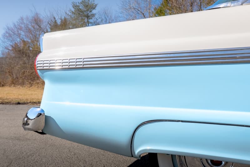 1956 Ford Fairlane Victoria thumbnail 12
