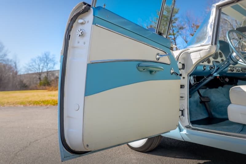 1956 Ford Fairlane Victoria thumbnail 12