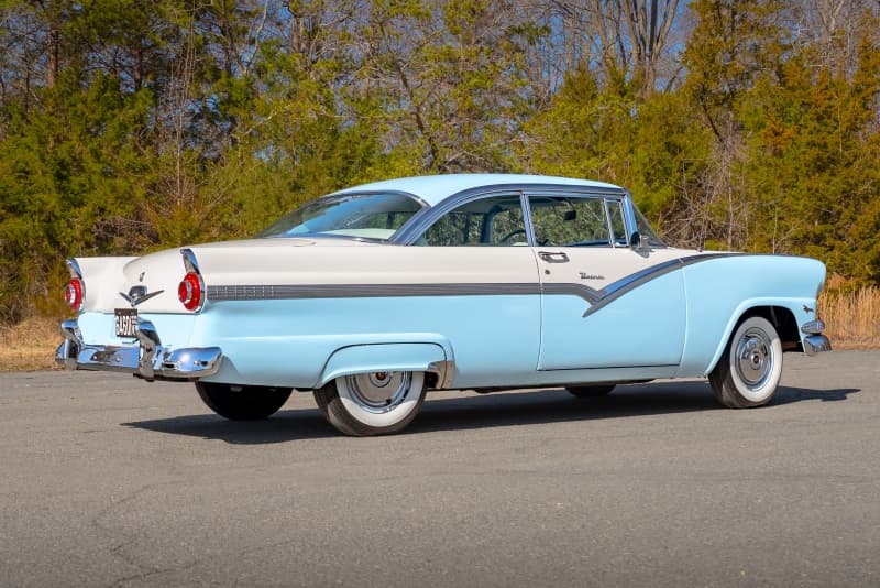 1956 Ford Fairlane Victoria thumbnail 25