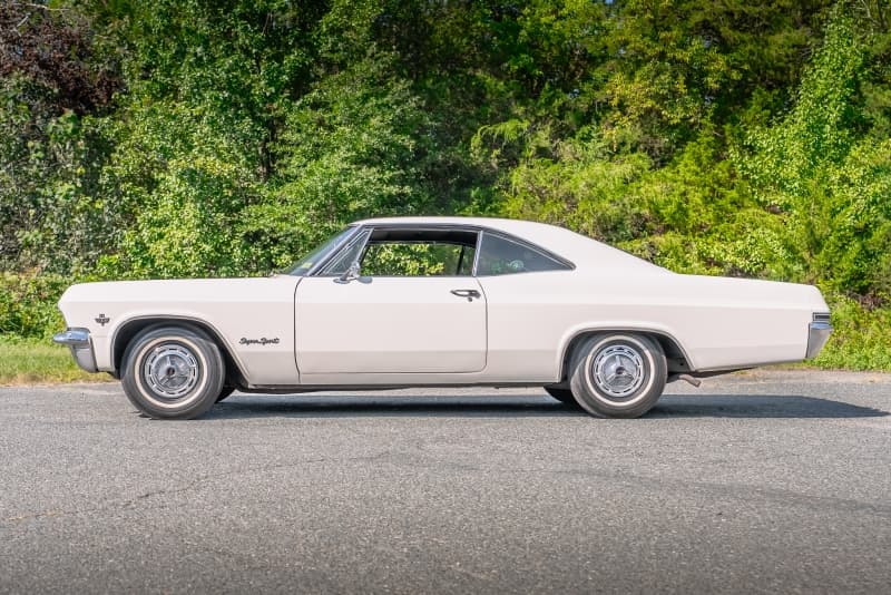 1965 Chevrolet Impala SS — photo 2