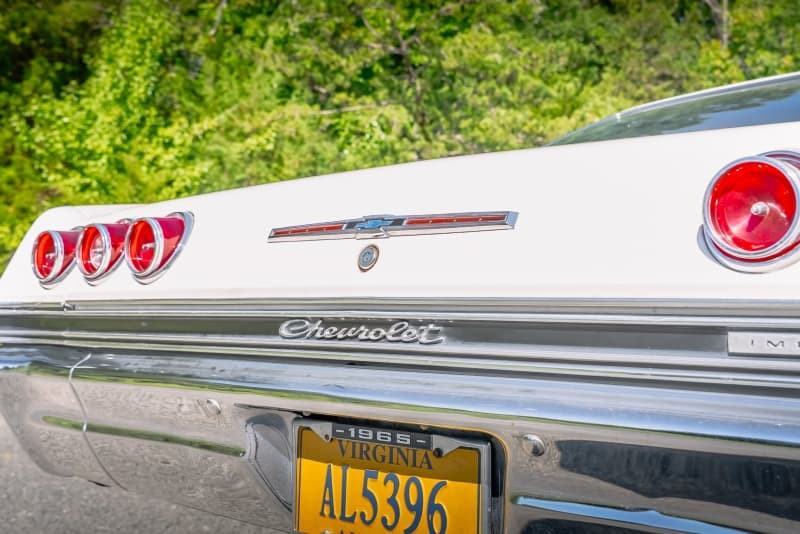 1965 Chevrolet Impala SS thumbnail 19