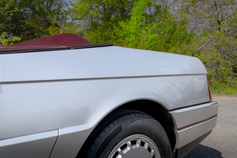 1987 Cadillac Allante thumbnail 6