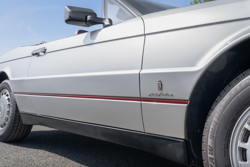 1987 Cadillac Allante thumbnail 9