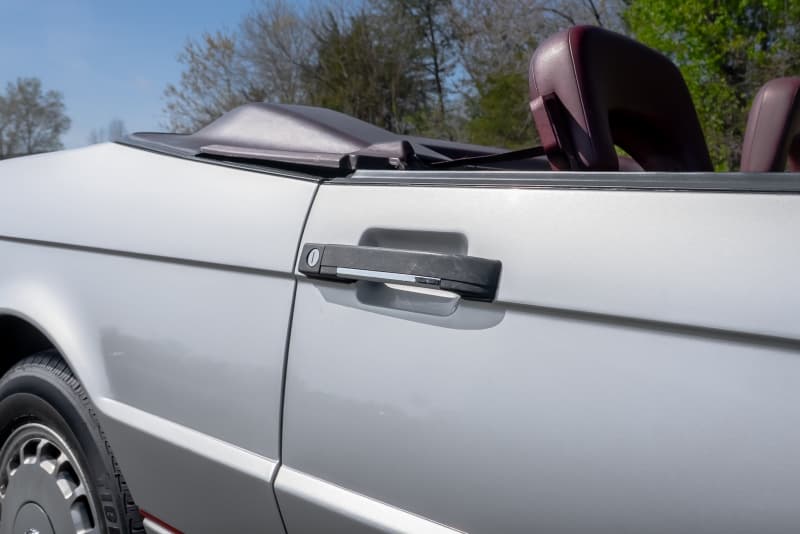 1987 Cadillac Allante thumbnail 10