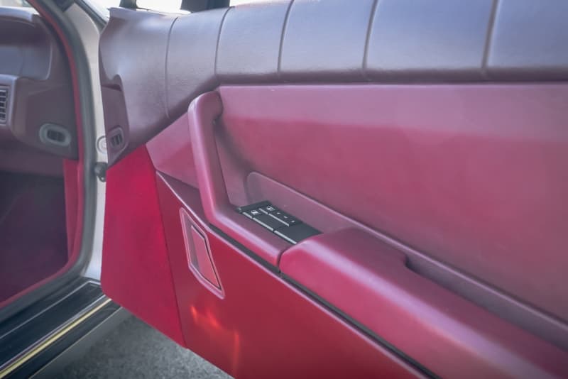 1987 Cadillac Allante thumbnail 16