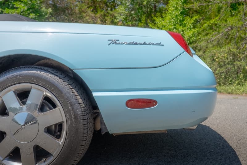 2003 Ford Thunderbird thumbnail 7