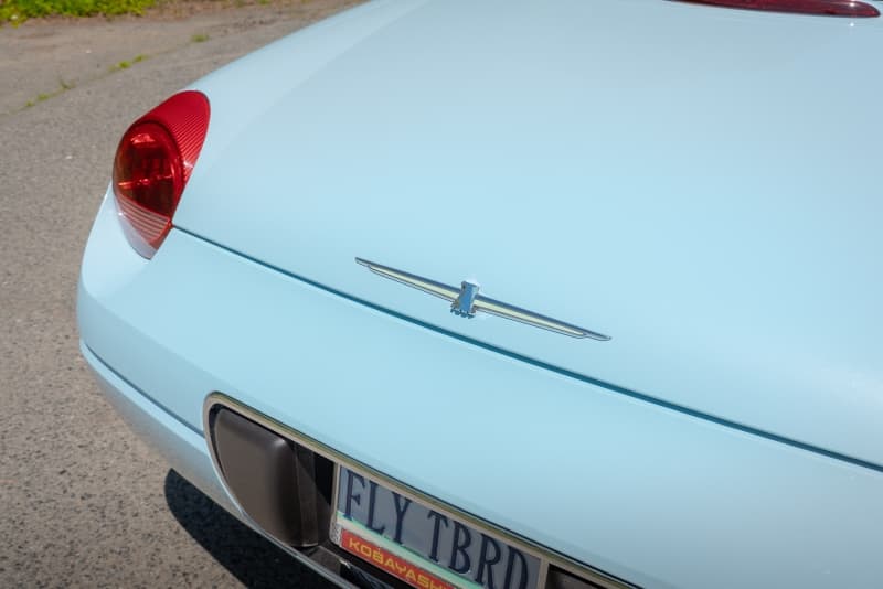2003 Ford Thunderbird thumbnail 11