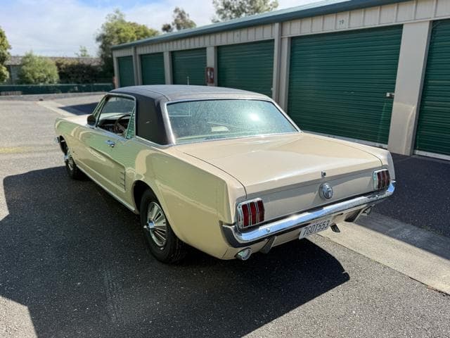 1966 Ford Mustang thumbnail 24